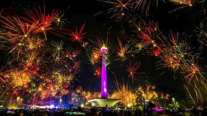 Polda Metro Jaya Larang Warga Nyalakan Kembang Api di Malam Tahun Baru 2026